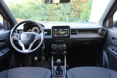 Car image 5
