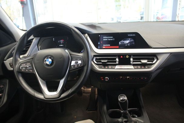 BMW 118d Advantage 110 kW image number 12