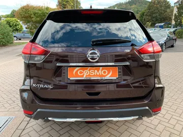 Car image 32