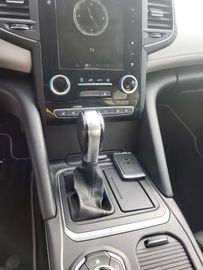 Car image 36