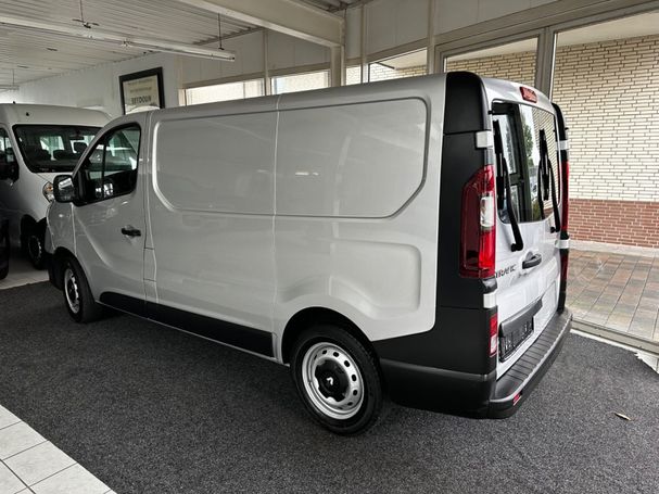 Renault Trafic DCi 70 kW image number 2