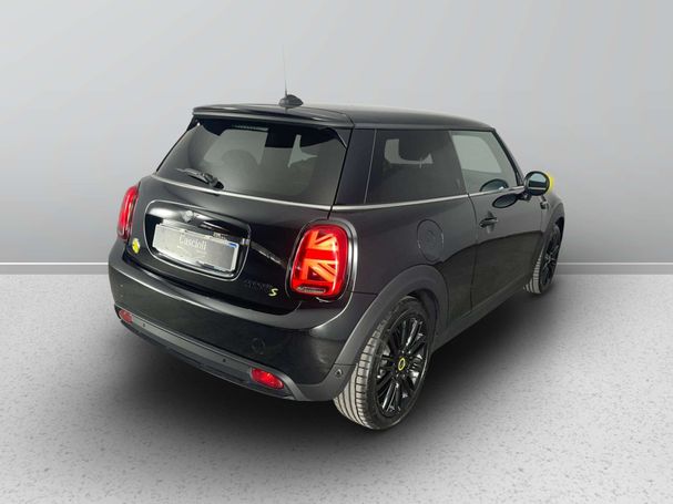 Mini Cooper SE Mini Yours 135 kW image number 6