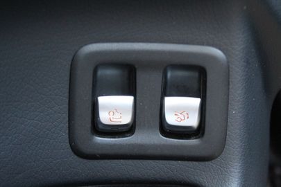 Car image 36