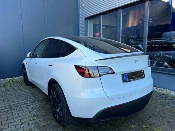 Tesla Model Y Performance AWD 393 kW image number 4