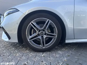 Car image 37