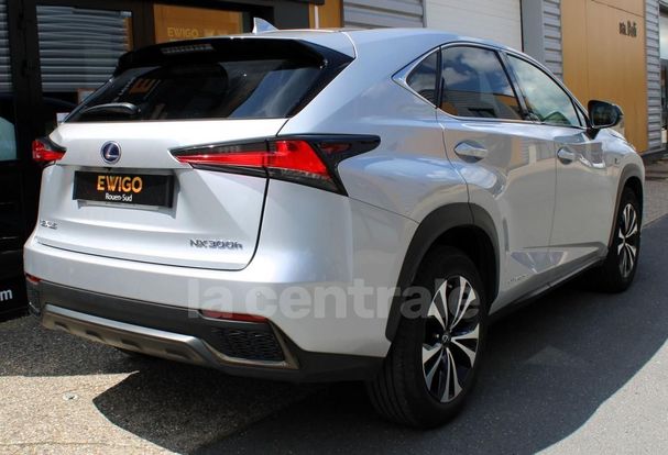 Lexus NX 300 h 145 kW image number 20