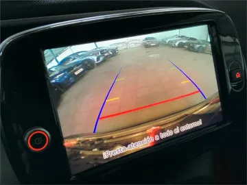 Car image 27