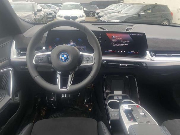 BMW iX2 xDrive30 225 kW image number 6