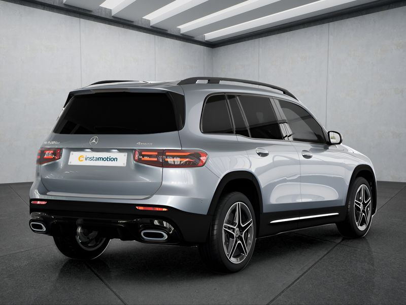Mercedes-Benz GLB 220