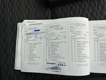 Car image 37