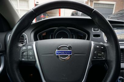 Car image 37