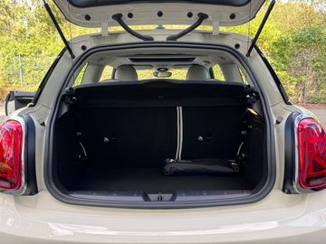 Car image 41