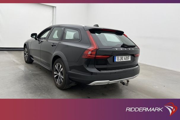 Volvo V90 Cross Country B4 AWD 146 kW image number 9