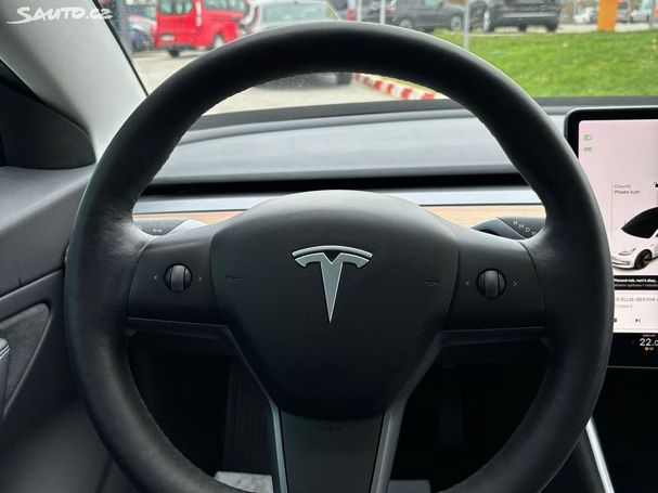 Tesla Model 3 60 Plus 225 kW image number 9