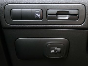 Car image 33