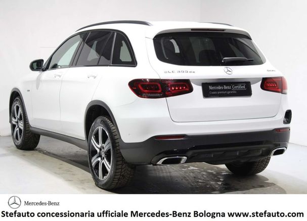 Mercedes-Benz GLC 300 143 kW image number 4