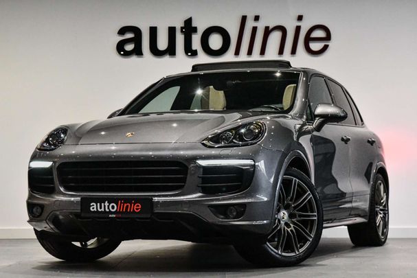 Porsche Cayenne S E-Hybrid 306 kW image number 1