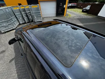 Car image 49