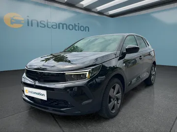 Car image 2