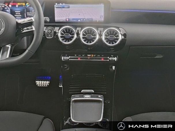 Mercedes-Benz A 220 140 kW image number 6