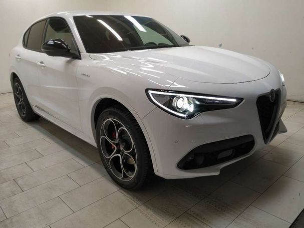 Alfa Romeo Stelvio 2.2 Q4 154 kW image number 2