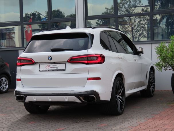 BMW X5 M50i xDrive 390 kW image number 30