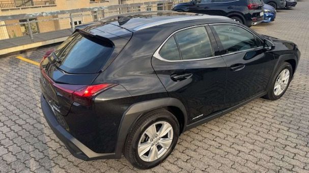 Lexus UX 250h 135 kW image number 8