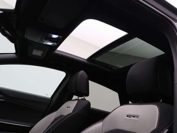 Car image 36