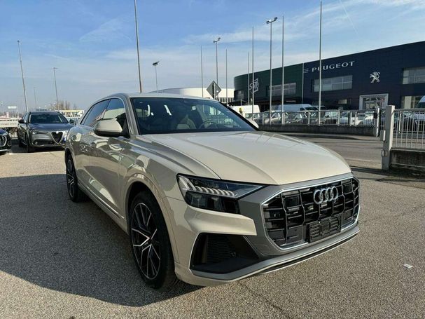 Audi Q8 50 TDI quattro Tiptronic 210 kW image number 3