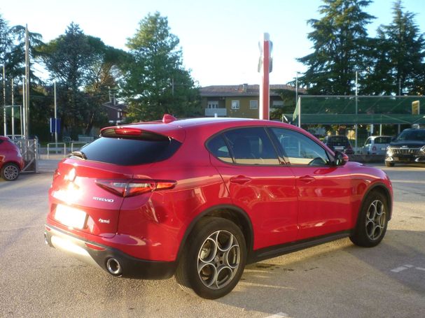 Alfa Romeo Stelvio 2.2 AT8 Q4 140 kW image number 2