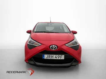 Car image 3
