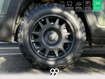 Car image 37