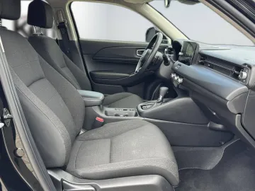 Car image 23