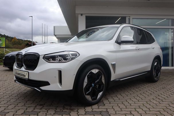 BMW iX3 210 kW image number 1