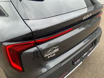 Car image 31