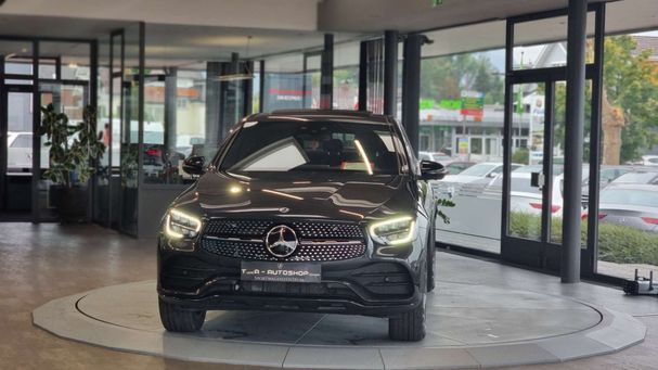 Mercedes-Benz GLC 300 de 4Matic 225 kW image number 3