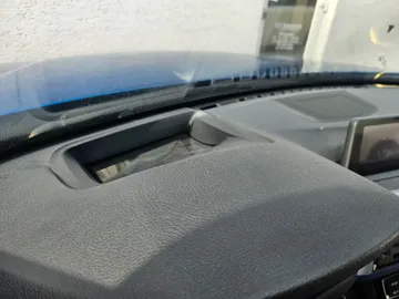 Car image 49