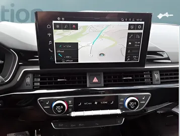 Car image 9