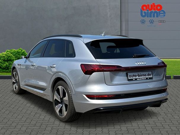 Audi e-tron 50 quattro S-line 230 kW image number 4