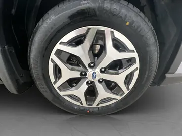 Car image 34