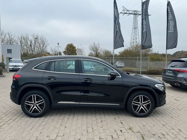 Mercedes-Benz GLA 180 100 kW image number 14