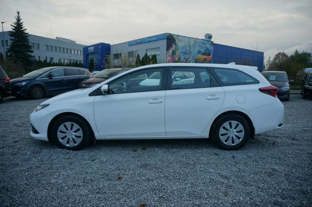 Toyota Auris 66 kW image number 9