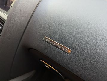 Car image 37