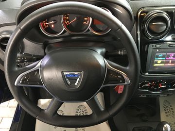 Car image 26