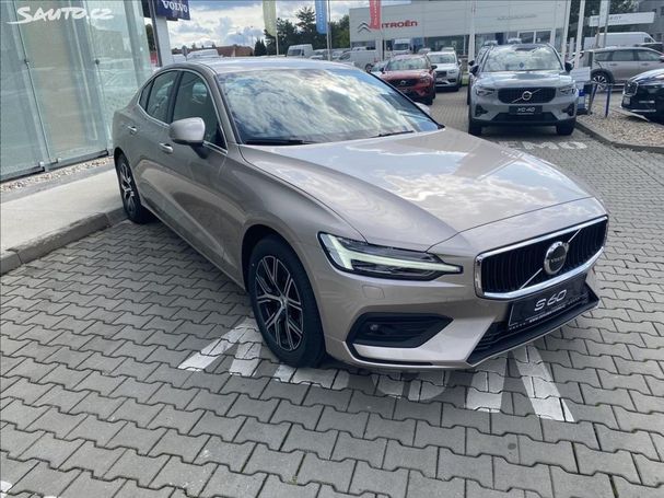 Volvo S60 B4 145 kW image number 2