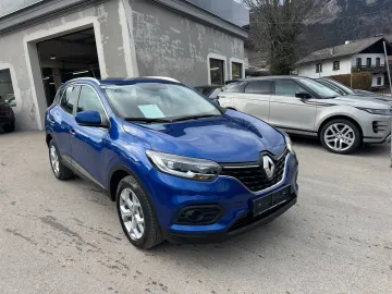 Car image 27
