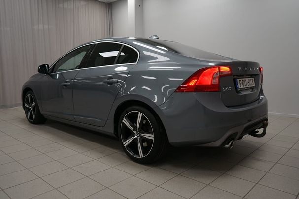 Volvo S60 T3 112 kW image number 2