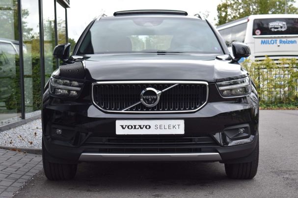 Volvo XC40 T3 120 kW image number 2