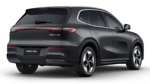 Car image 3