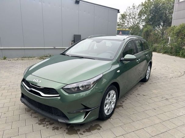 Kia Ceed SW 1.4 Vision 73 kW image number 1